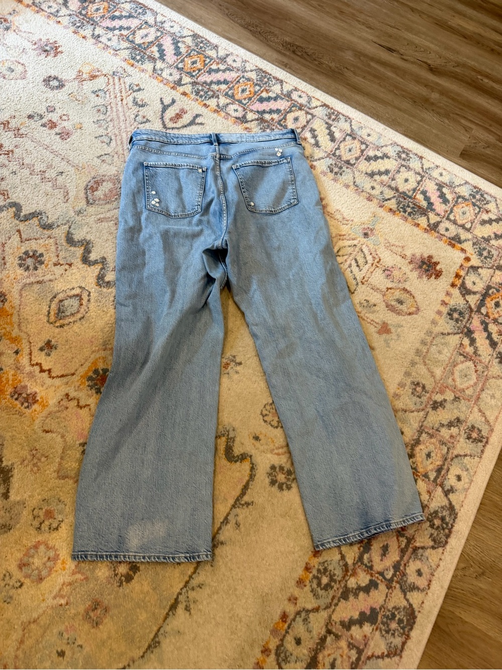 Old Navy Straight-Leg Jeans with Daisy Embroidery - Picture 4 of 5
